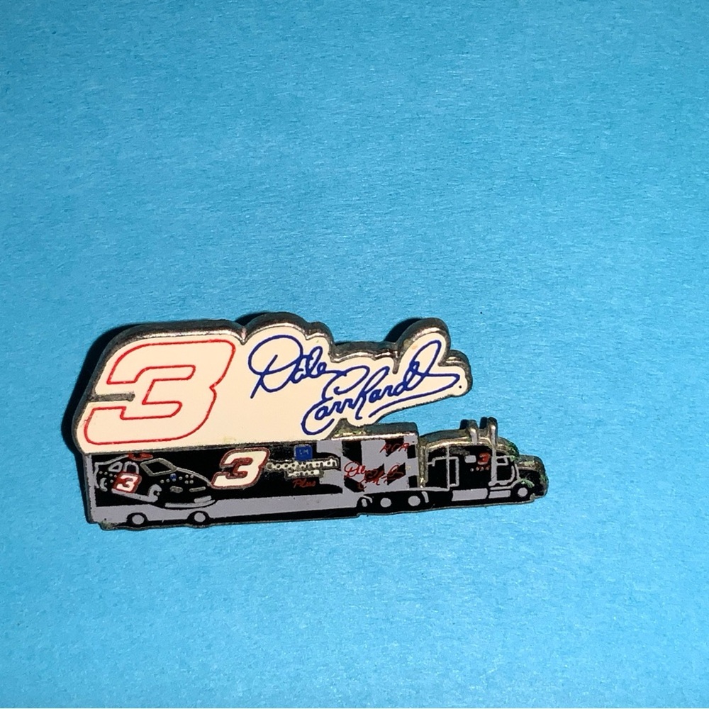Dale Earnhardt Racing Pin